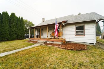 1203 G Street , Centralia, WA 98531