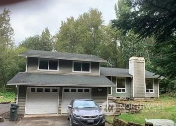 19511 Church Lake Road E, Bonney Lake, WA 98391