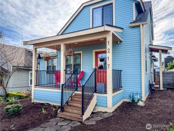 1217 8th Street , Bremerton, WA 98337