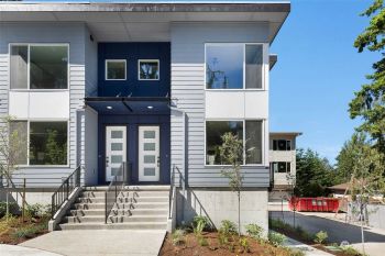 14718 Meridian Avenue N #E, Shoreline, WA 98133