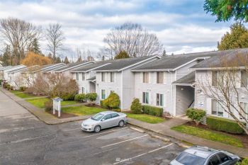 627 Avenue A , Snohomish, WA 98290