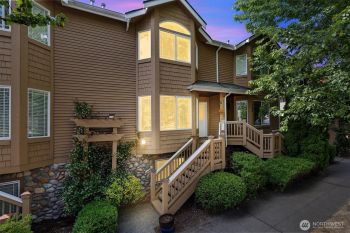 420 NE Maple Leaf Place #A, Seattle, WA 98115
