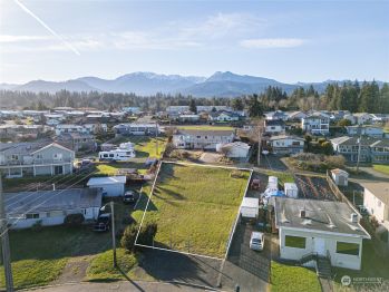 9999 E 5th Street , Port Angeles, WA 98362