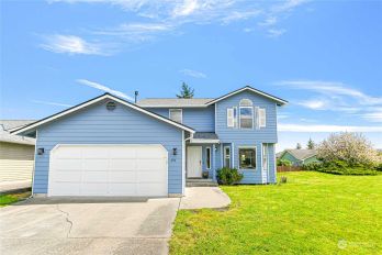 404 SW Erie Circle , Oak Harbor, WA 98277