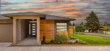 4933 Harbor Hills Drive , Freeland, WA 98249