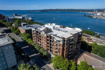 505 Broadway #403, Tacoma, WA 98402-3998