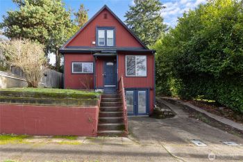 644 Pleasant Avenue , Bremerton, WA 98337-1830