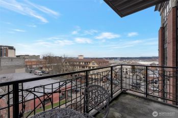 708 Market Street #607, Tacoma, WA 98402