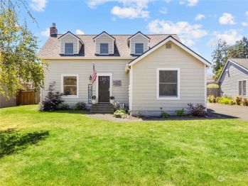 110 Montgomery Street , Steilacoom, WA 98388