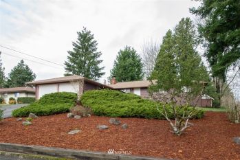 3601 220th Place SW, Mountlake Terrace, WA 98043
