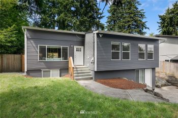 15751 Densmore Avenue N, Shoreline, WA 98133-6007