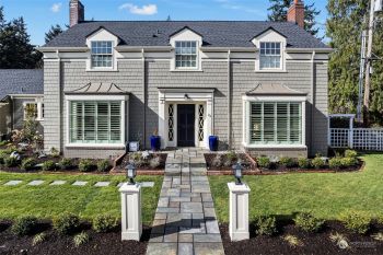 24 N Summit Road , Tacoma, WA 98406