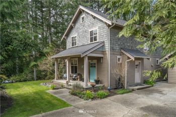 743 Fox Drive , Fox Island, WA 98333