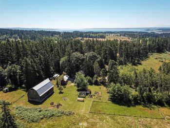 267 Roberts Road , Oak Harbor, WA 98277