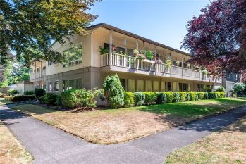1951 Louisiana Street , Longview, WA 98632