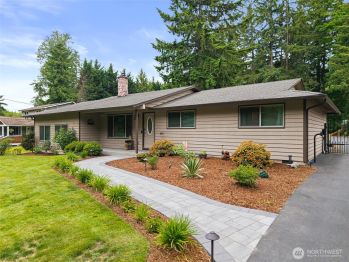 18905 176th Avenue NE, Woodinville, WA 98072-6615
