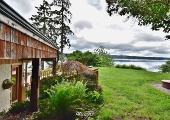 3542 Mathews Drive NW, Bremerton, WA 98312-9831