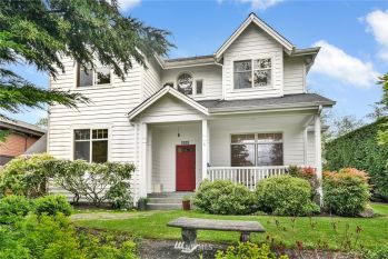 2000 Douglas Drive NE, Bainbridge Island, WA 98110