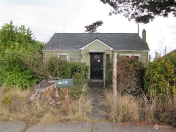 123 W 10th Street , Port Angeles, WA 98362