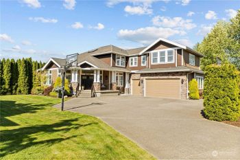 2807 9th Street SW, Puyallup, WA 98373