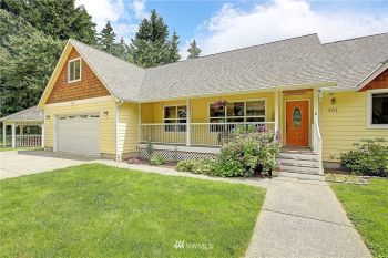 351 N Sunrise Boulevard , Camano Island, WA 98282