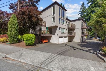 8503 Bowdoin Way #203, Edmonds, WA 98026-7338
