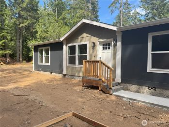441 E Catfish Lake Road , Shelton, WA 98584