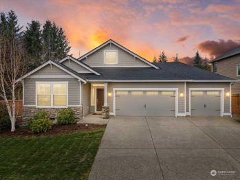 32400 Mckay Lane , Black Diamond, WA 98010