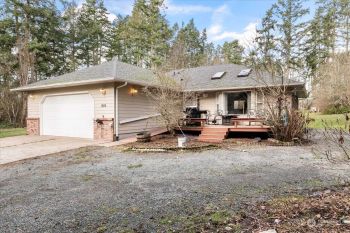1976 Briarwood Drive , Oak Harbor, WA 98277