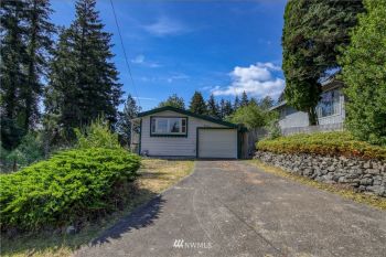 5209 5th Street , Bremerton, WA 98312