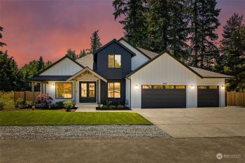 9404 139th Street Ct E, Puyallup, WA 98373