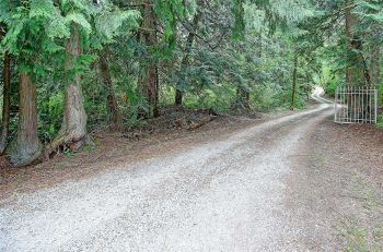 523 S Camano Ridge Road , Camano Island, WA 98282