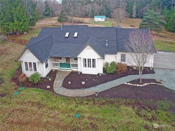 842 Ashleys Way , Camano Island, WA 98282