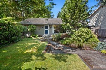 15715 Stone Ave N , Shoreline, WA 98133