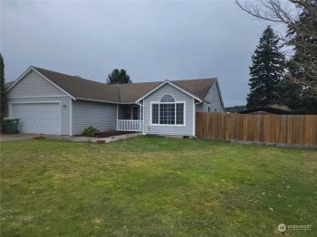 9017 Andes Court SE, Yelm, WA 98597