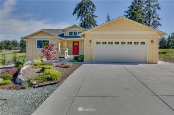 937 Walker Heights Place , Oak Harbor, WA 98277