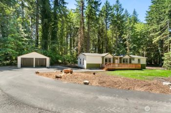 7030 Steamboat Island Road NW, Olympia, WA 98502-9307