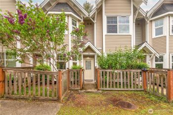 16418 NE 91st Street #104, Redmond, WA 98052
