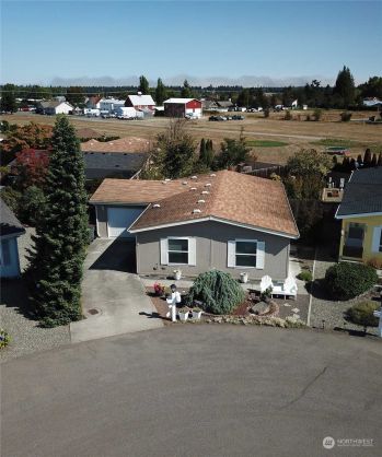 534 N 7th Avenue , Sequim, WA 98382