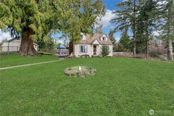 102 W Poplar St , Shelton, WA 98584