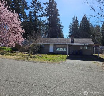 7702 202nd Pl SW , Edmonds, WA 98026-6845