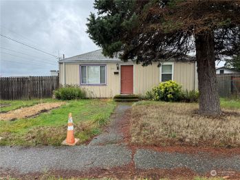 17351 33rd Avenue S, SeaTac, WA 98188