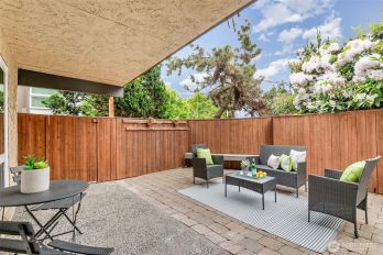 2423 8th Avenue N #101, Seattle, WA 98109