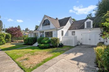 706 Lafayette Street , Steilacoom, WA 98388