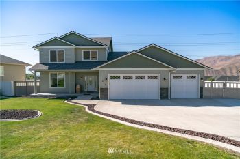 816 Autumn Crest Drive , Wenatchee, WA 98801