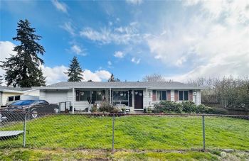 2412 Oak Drive , Steilacoom, WA 98388