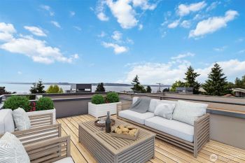 10135 NE 64th Street #A, Kirkland, WA 98033