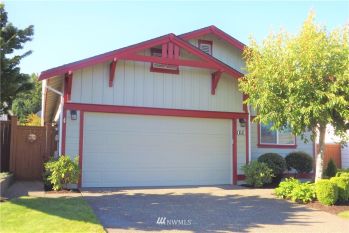 8532 Bainbridge Loop NE, Lacey, WA 98516