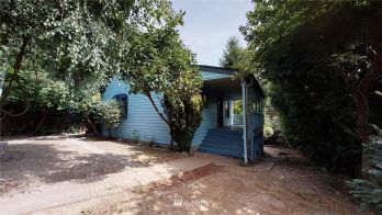 132 S Hartford Ave , Bremerton, WA 98312