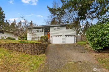 1642 N 180th Street , Shoreline, WA 98133